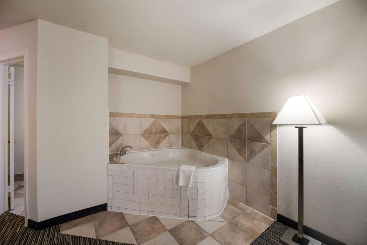 Quality Inn & Suites Lufkin Exteriér fotografie